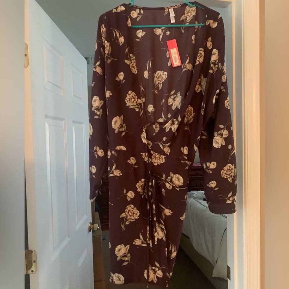 Purple flowered wrap dress from Target. Size XL.